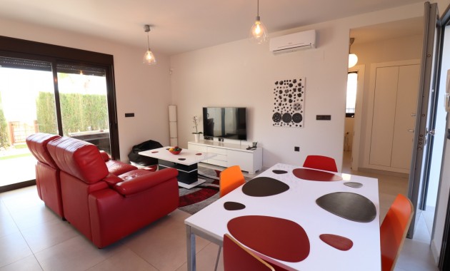 Venta - Apartamento / piso -
Algorfa - La Finca Golf Resort