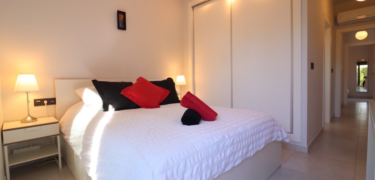 Venta - Apartamento / piso -
Algorfa - La Finca Golf Resort