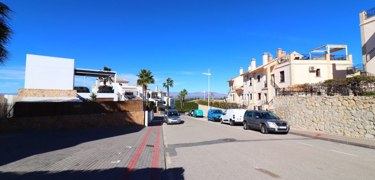 Venta - Apartamento / piso -
Algorfa - La Finca Golf Resort