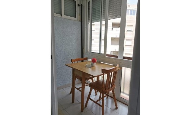 Sale - Studio -
Torrevieja - Estacion de autobuses