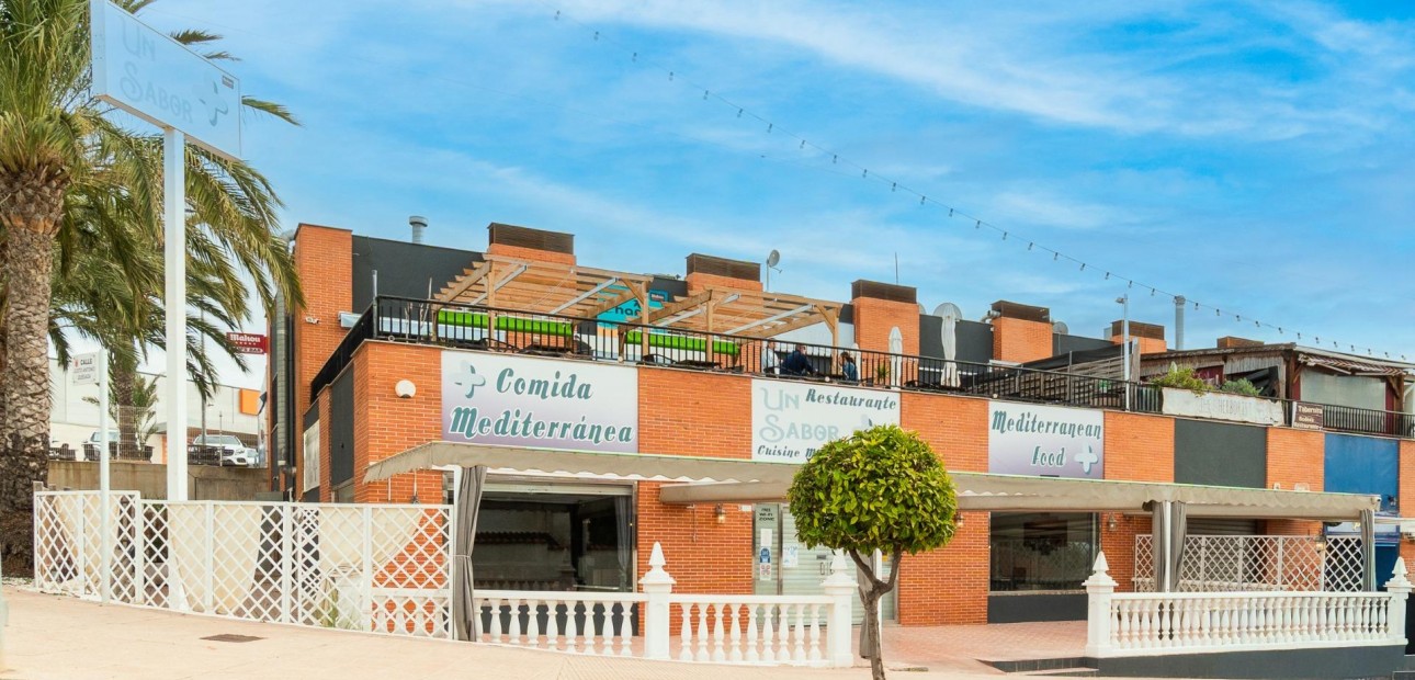 Verhuur - Commercial Unit -
San Fulgencio - La Marina