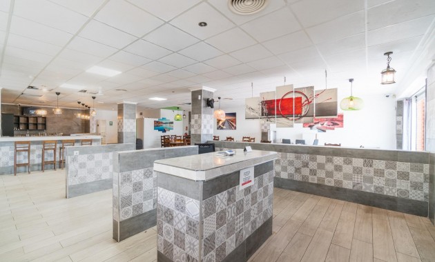 Verhuur - Commercial Unit -
San Fulgencio - La Marina