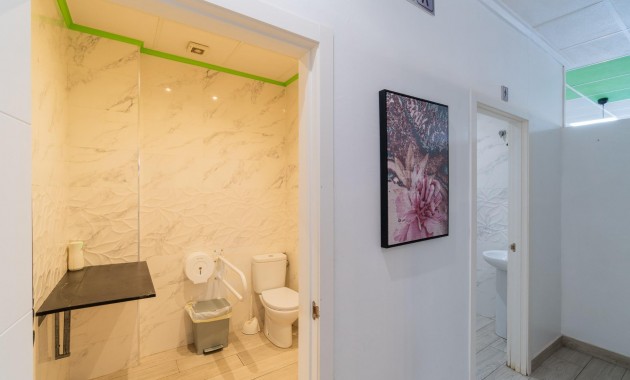 Verhuur - Commercial Unit -
San Fulgencio - La Marina