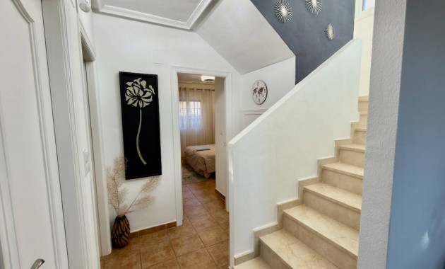 Venta - Villa -
Guardamar del Segura - El Raso