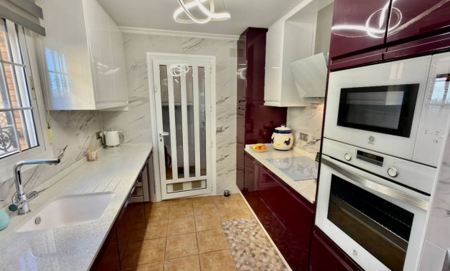 Venta - Villa -
Guardamar del Segura - El Raso