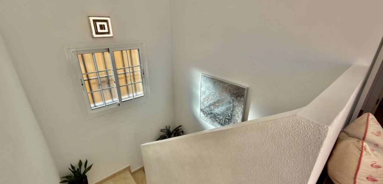 Venta - Villa -
Guardamar del Segura - El Raso