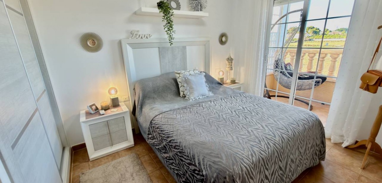 Venta - Villa -
Guardamar del Segura - El Raso