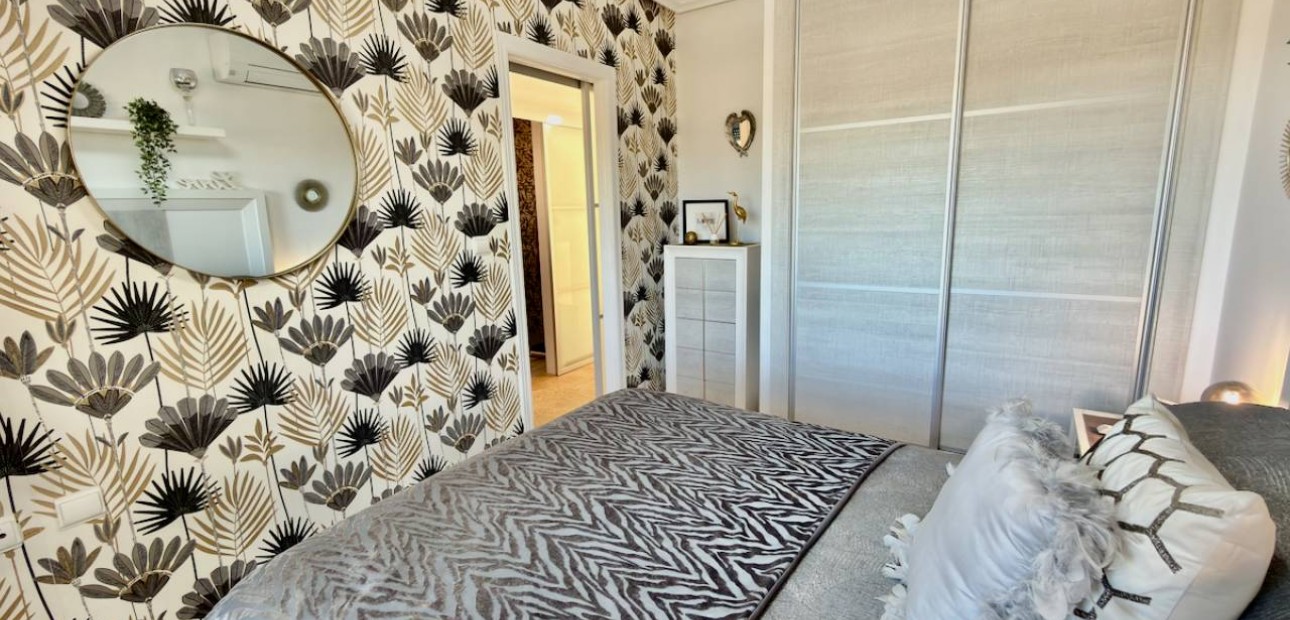 Venta - Villa -
Guardamar del Segura - El Raso