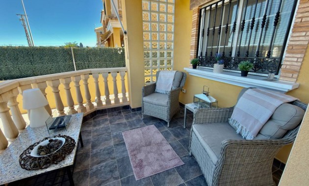 Venta - Villa -
Guardamar del Segura - El Raso