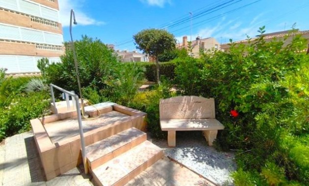 Venta - Apartamento / piso -
Torrevieja - La Mata