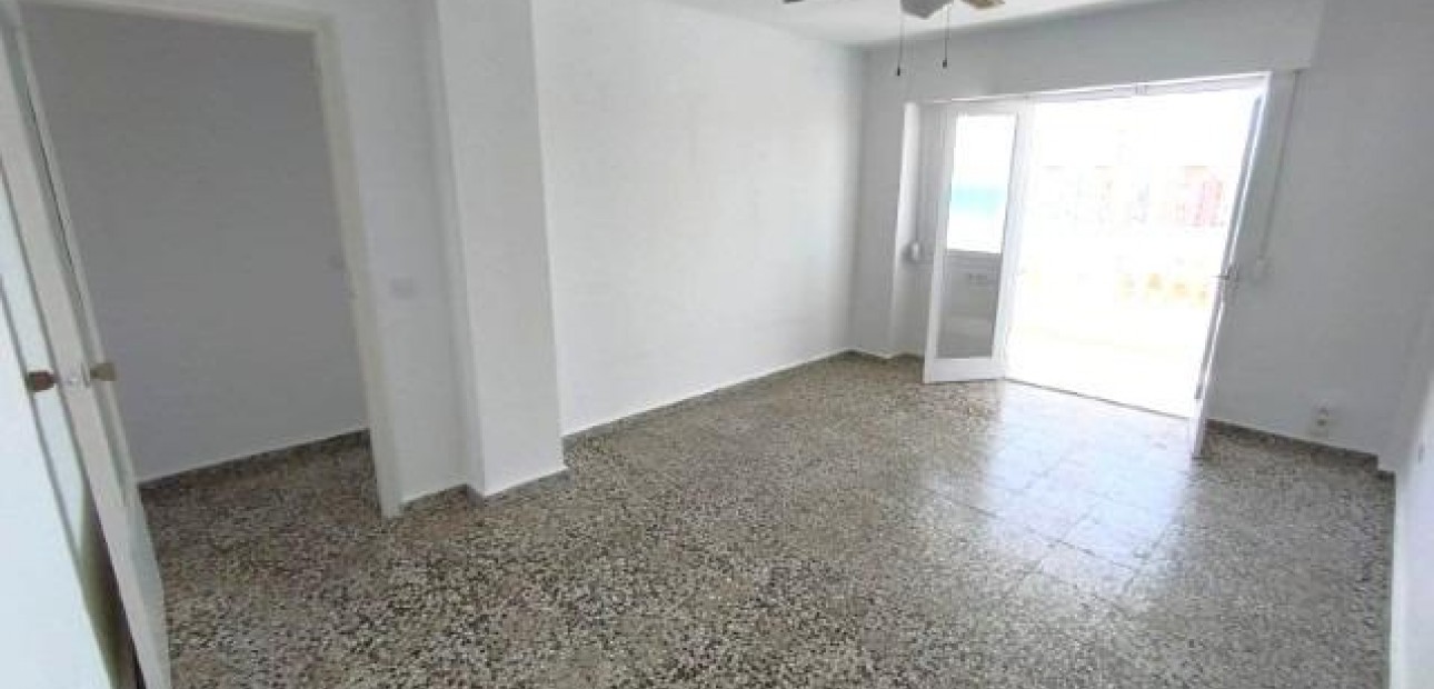 Venta - Apartamento / piso -
Torrevieja - La Mata