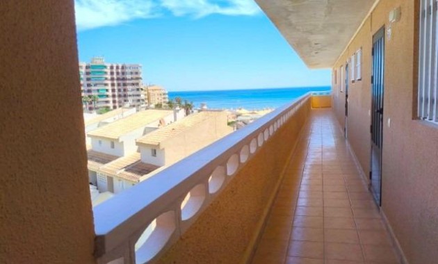 Venta - Apartamento / piso -
Torrevieja - La Mata