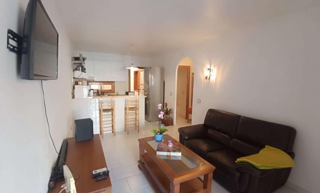 Sale - Bungalow -
Orihuela Costa - Los Almendros-La Florida