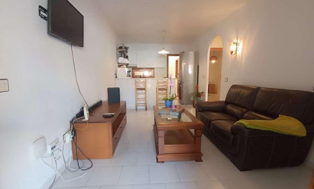 Sale - Bungalow -
Orihuela Costa - Los Almendros-La Florida