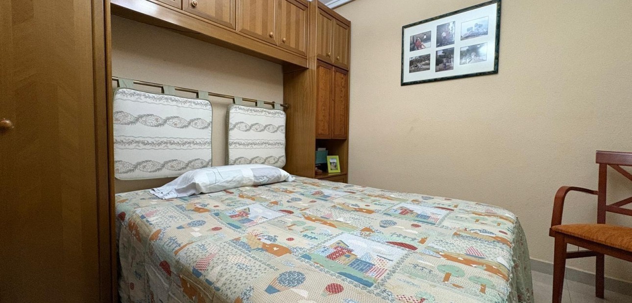 Herverkoop - Appartement / flat -
Torrevieja - torrevieja