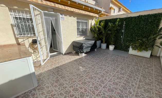 Venta - Adosado -
Torre de La Horadada - Torre De Horadada