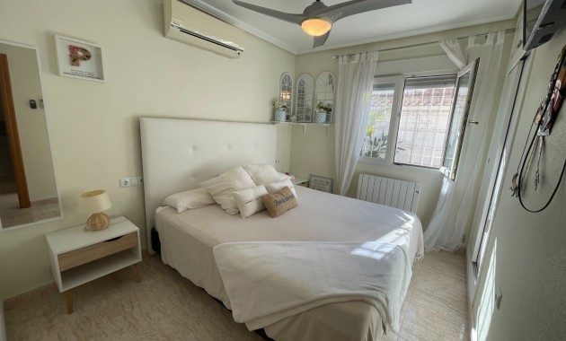 Venta - Adosado -
Torre de La Horadada - Torre De Horadada