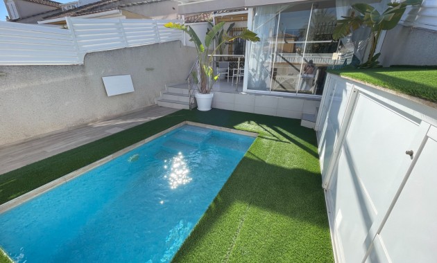 Venta - Adosado -
Torre de La Horadada - Torre De Horadada