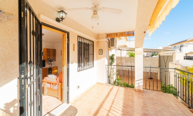 Venta - Villa -
Orihuela Costa - Playa Flamenca