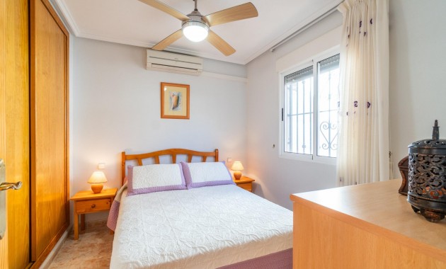 Venta - Villa -
Orihuela Costa - Playa Flamenca