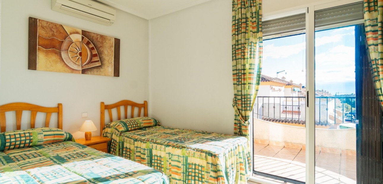 Venta - Villa -
Orihuela Costa - Playa Flamenca