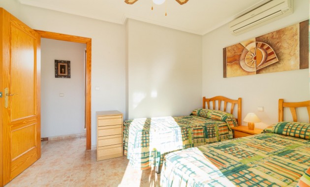 Venta - Villa -
Orihuela Costa - Playa Flamenca