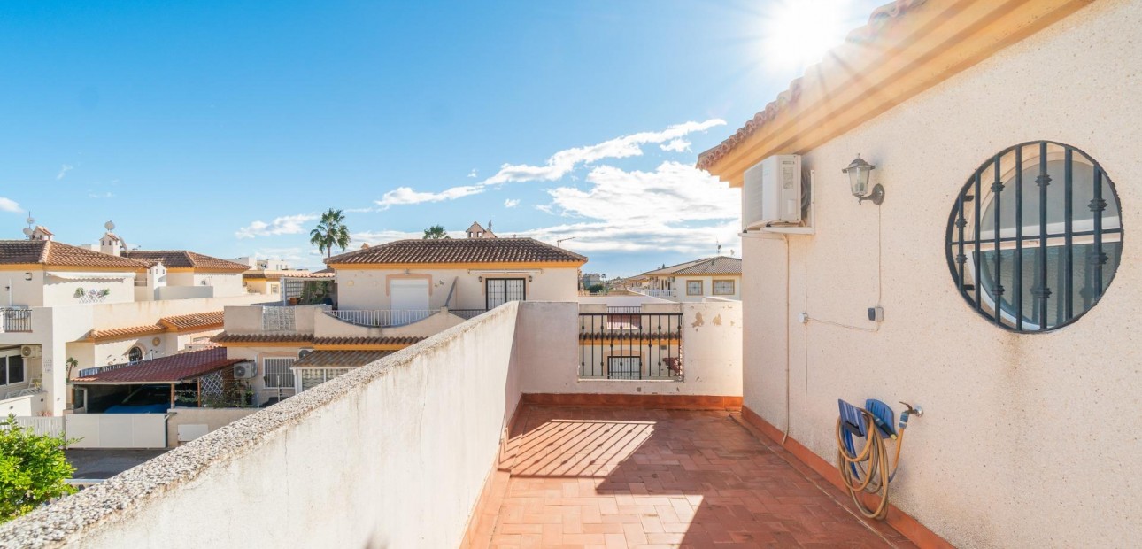 Venta - Villa -
Orihuela Costa - Playa Flamenca