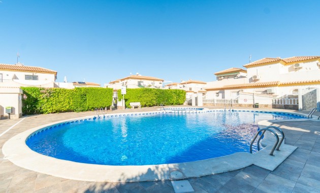 Venta - Villa -
Orihuela Costa - Playa Flamenca