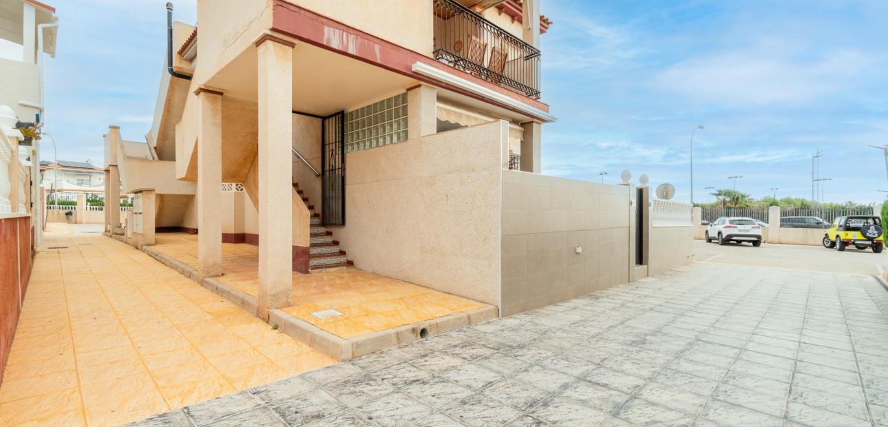 Long time Rental - Apartment / flat -
Orihuela Costa - Playa Flamenca