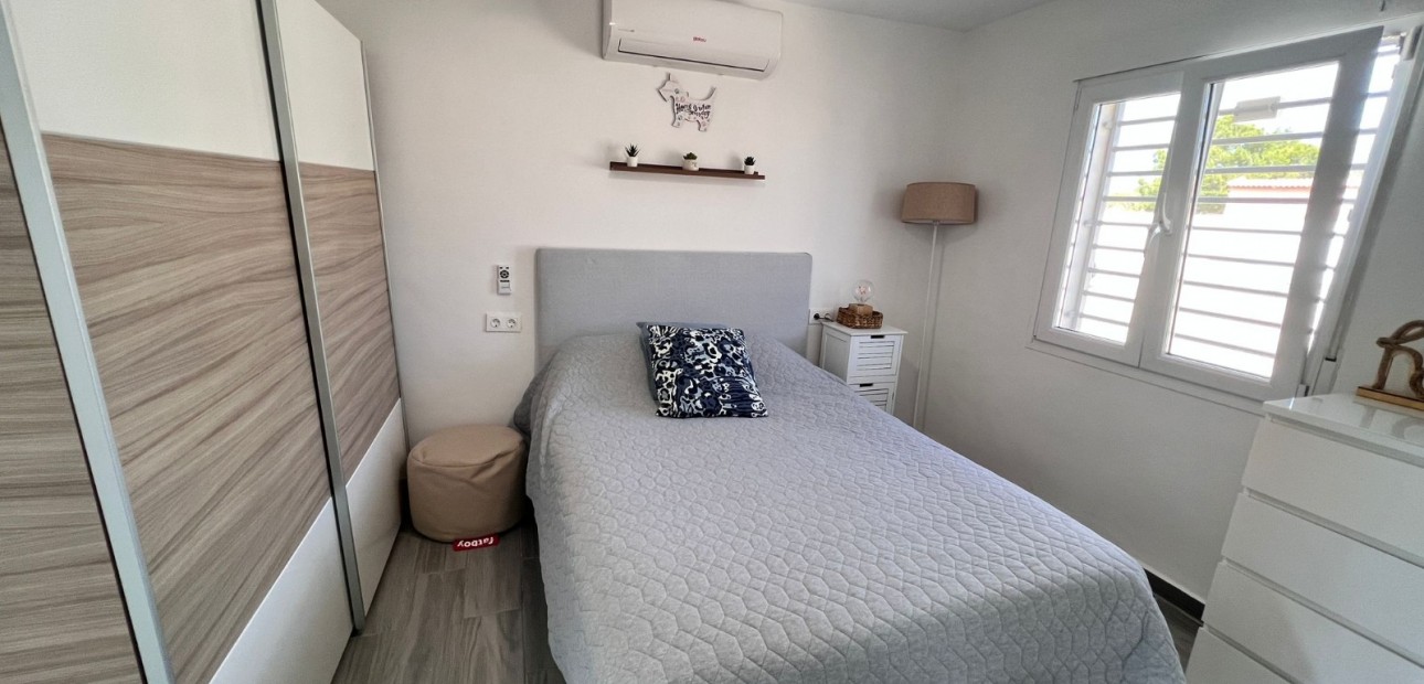 Herverkoop - Finca Country Property -
Elche Pedanías - La Marina