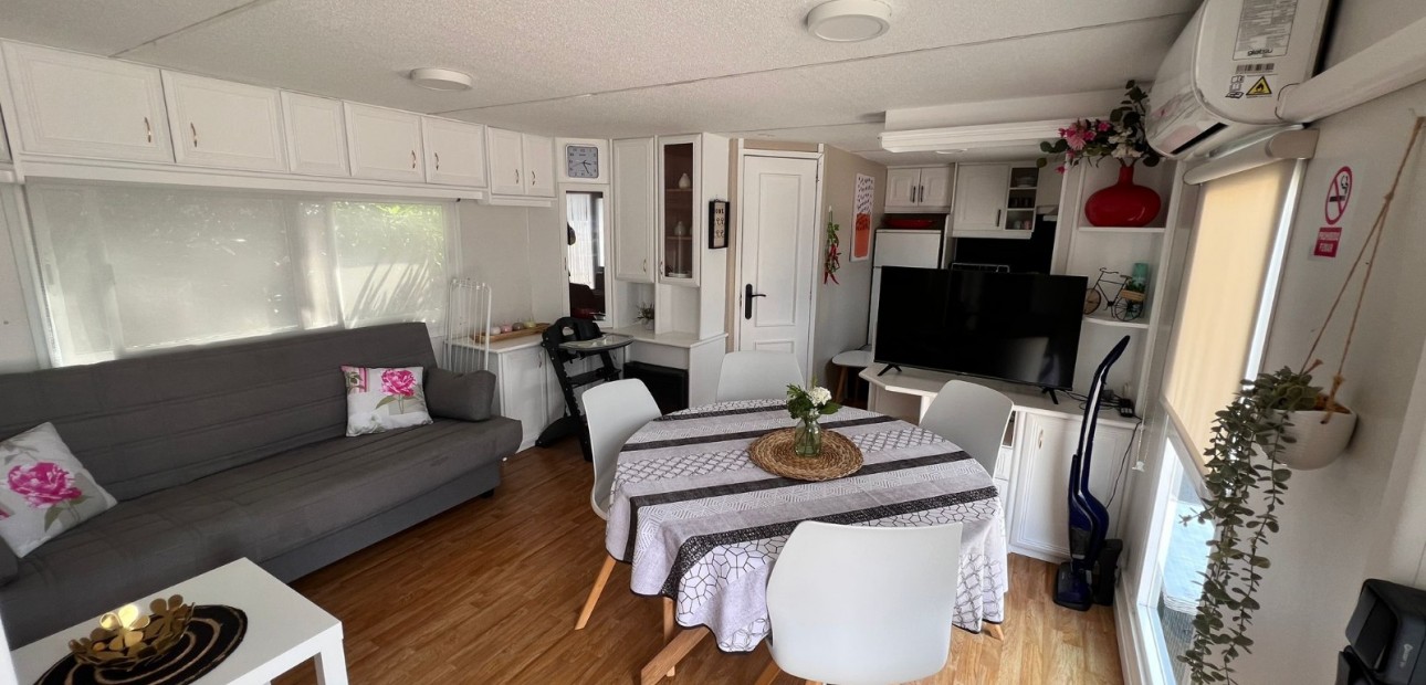 Herverkoop - Finca Country Property -
Elche Pedanías - La Marina