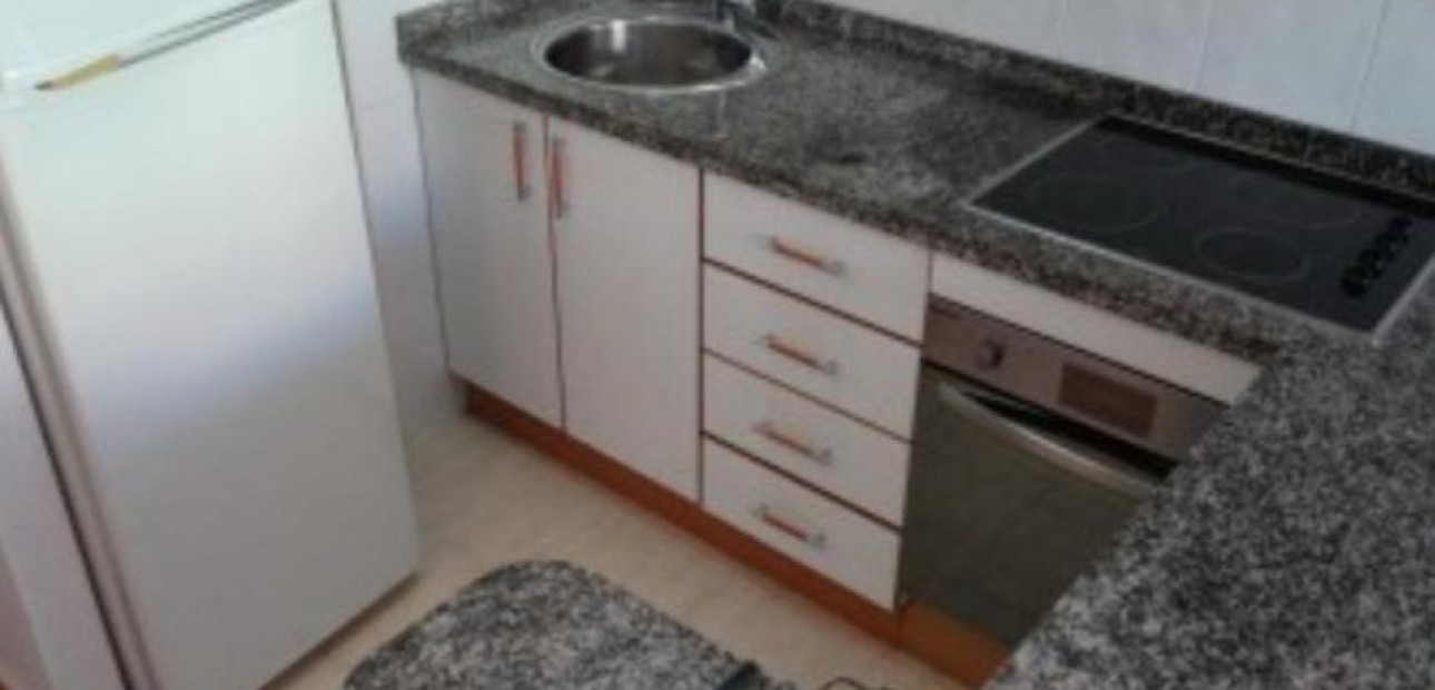 Venta - Apartamento / piso -
Guardamar del Segura - Pueblo