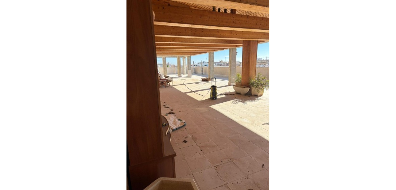 Sale - Penthouse -
Torrevieja - Centro