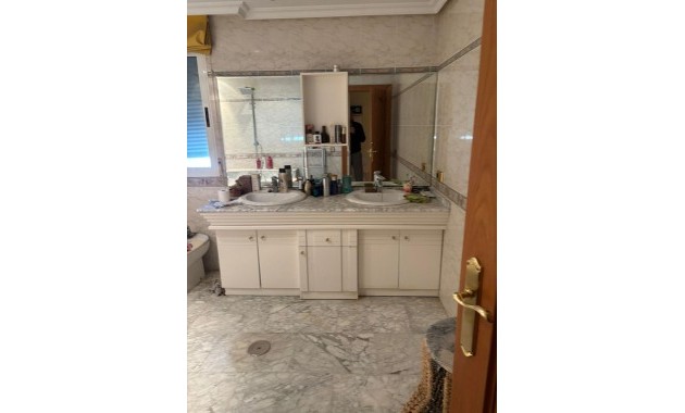 Sale - Penthouse -
Torrevieja - Centro