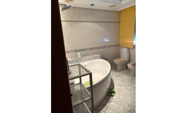 Sale - Penthouse -
Torrevieja - Centro