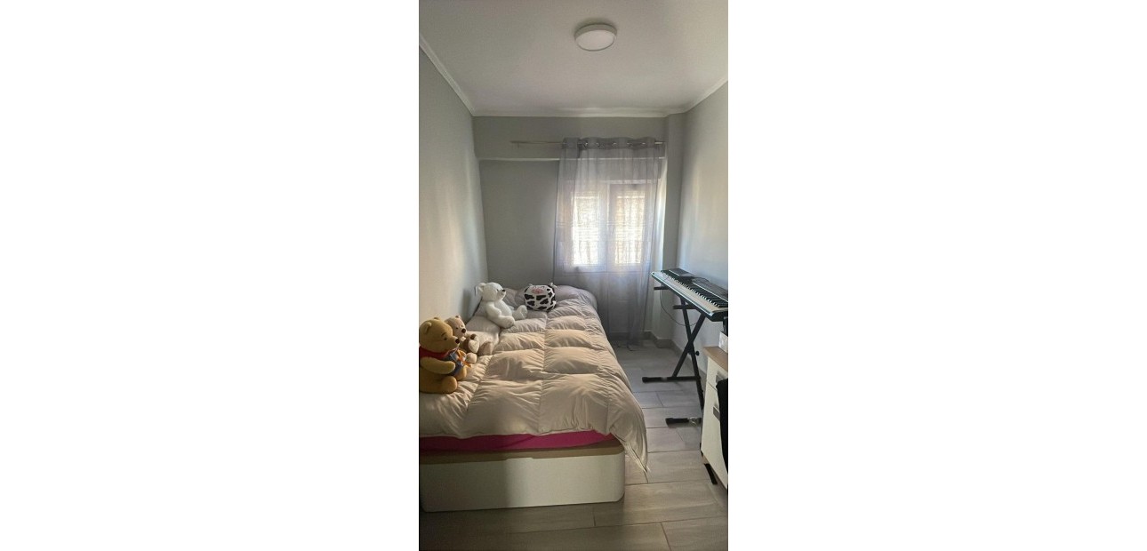 Herverkoop - Appartement / flat -
Alicante - Virgen del Remedio-Parque lo Morant