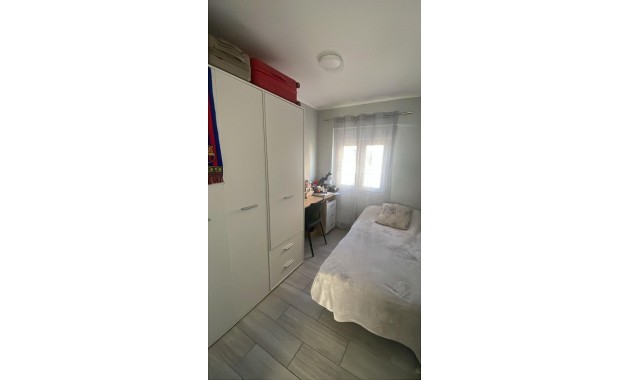 Herverkoop - Appartement / flat -
Alicante - Virgen del Remedio-Parque lo Morant