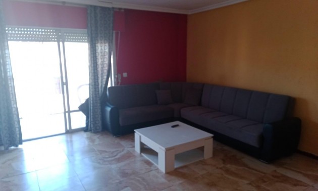 Herverkoop - Appartement / flat -
Torrevieja - Acequion