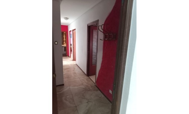 Herverkoop - Appartement / flat -
Torrevieja - Acequion