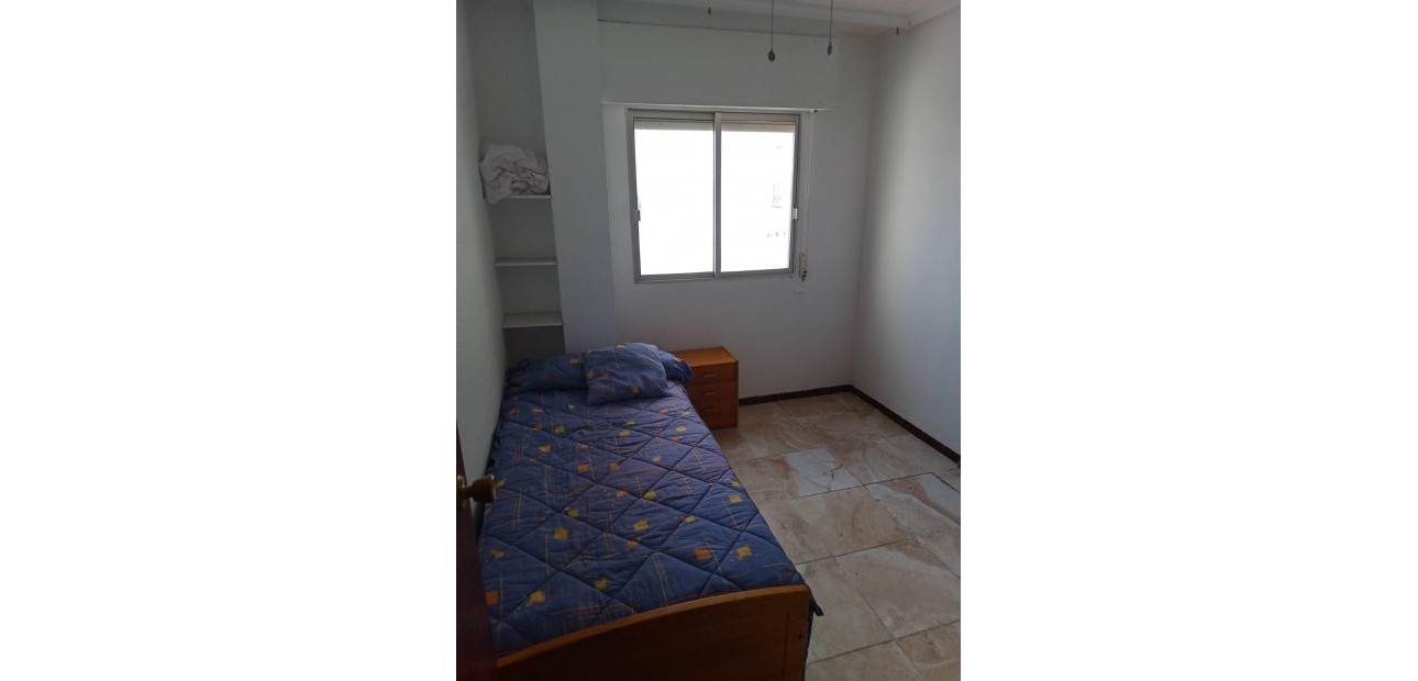 Herverkoop - Appartement / flat -
Torrevieja - Acequion