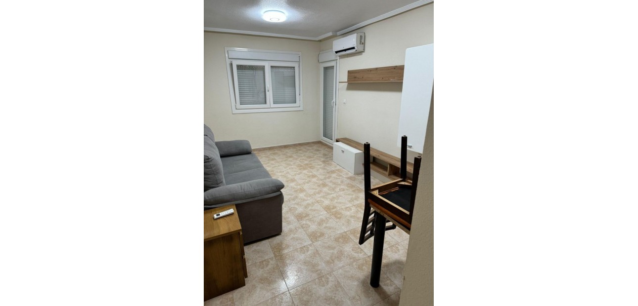 Sale - Apartment / flat -
Torrevieja - torrevieja