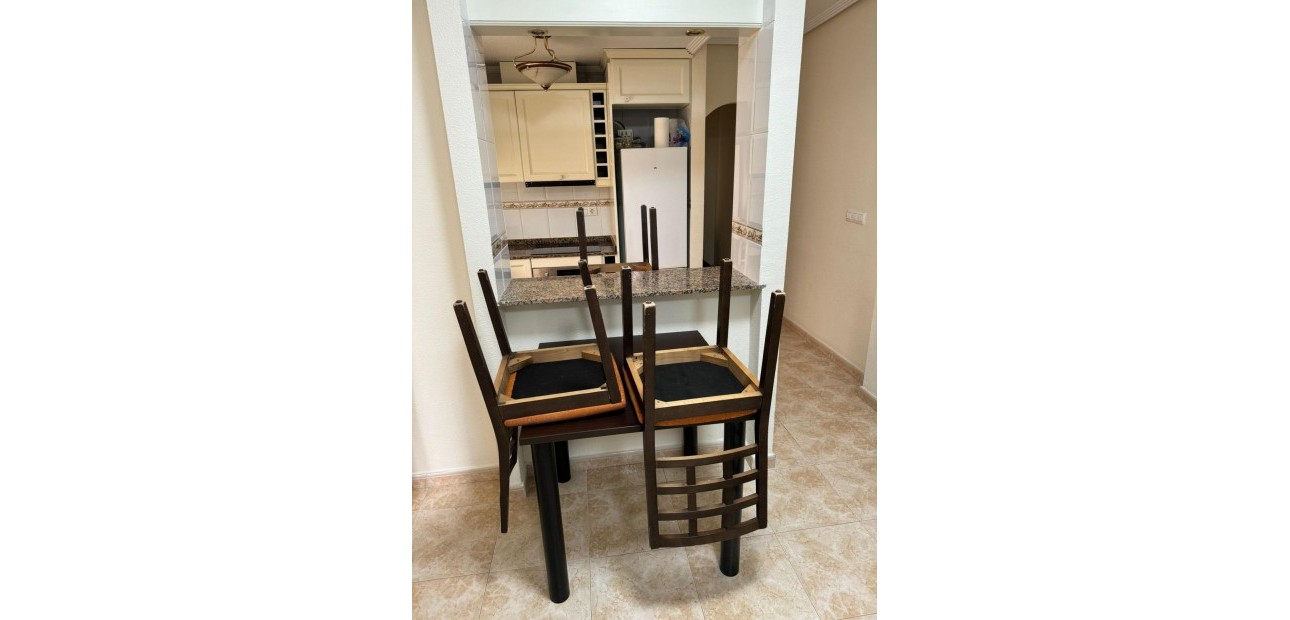 Sale - Apartment / flat -
Torrevieja - torrevieja