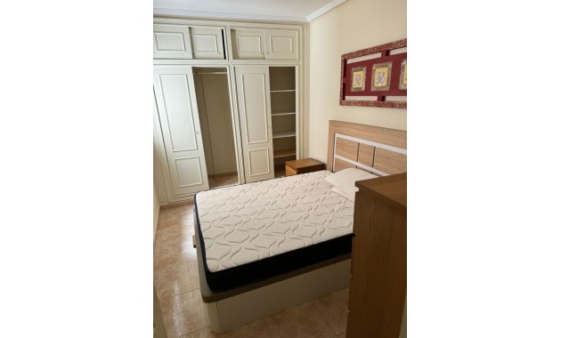 Sale - Apartment / flat -
Torrevieja - torrevieja