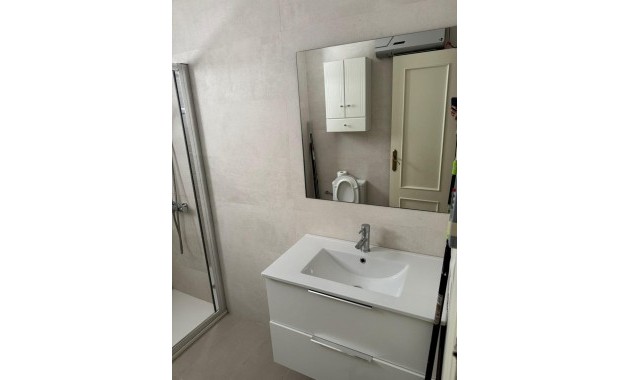 Sale - Apartment / flat -
Torrevieja - torrevieja