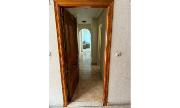 Sale - Apartment / flat -
Torrevieja - torrevieja