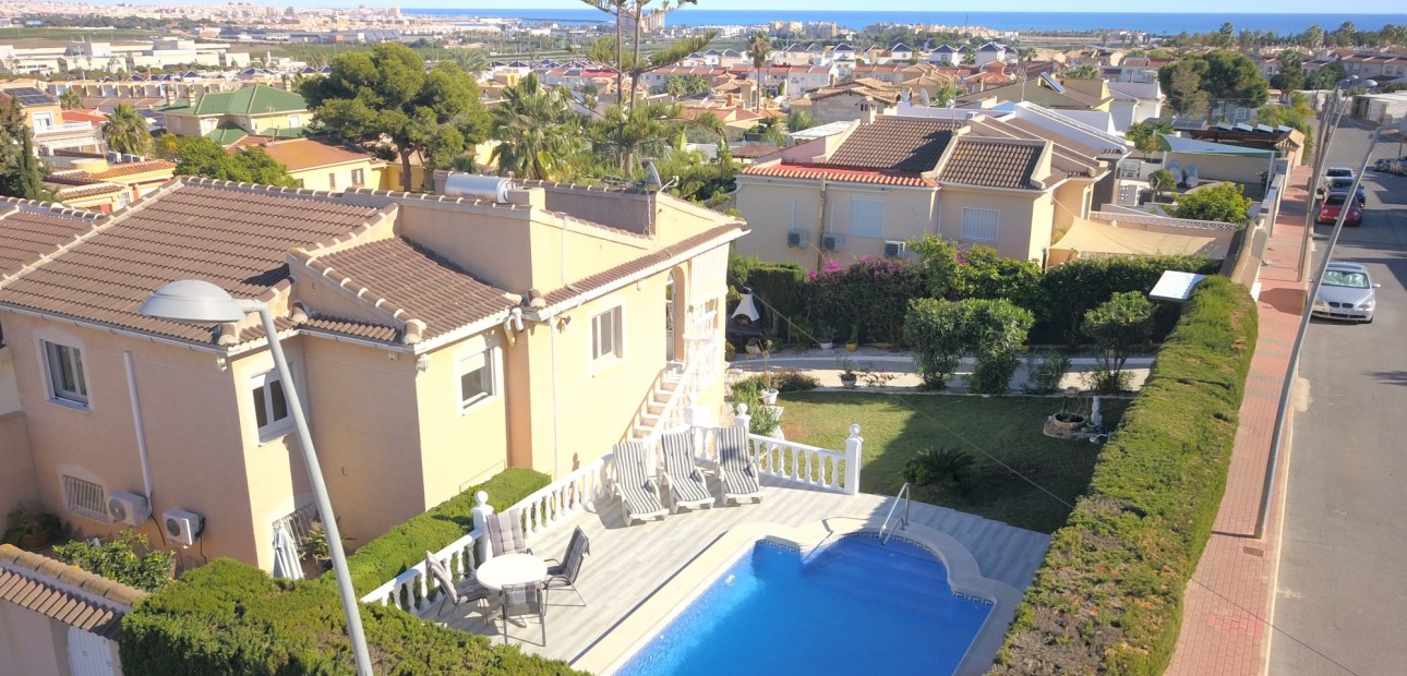 Herverkoop - Semi Detached Villa -
Orihuela Costa - Los Balcones