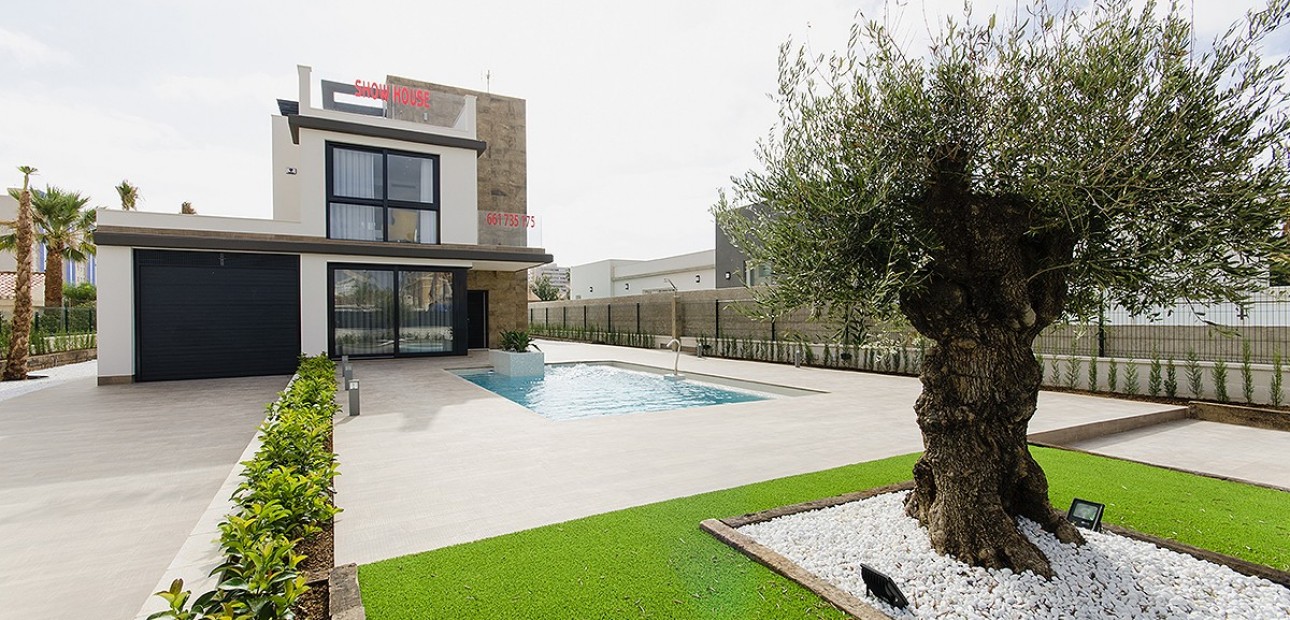 Nueva construcción  - Villa -
Orihuela Costa - Dehesa de campoamor