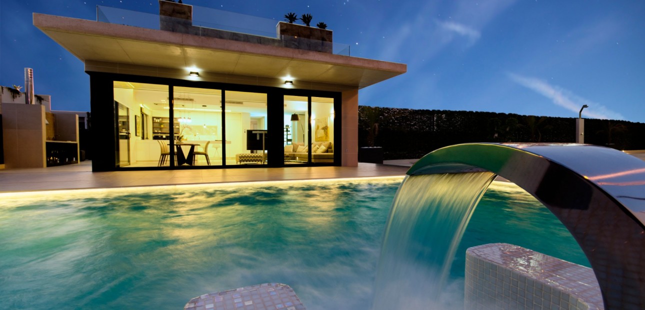 Nueva construcción  - Villa -
Orihuela Costa - Dehesa de campoamor