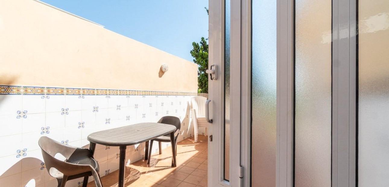 Venta - Villa -
Torrevieja - La Mata