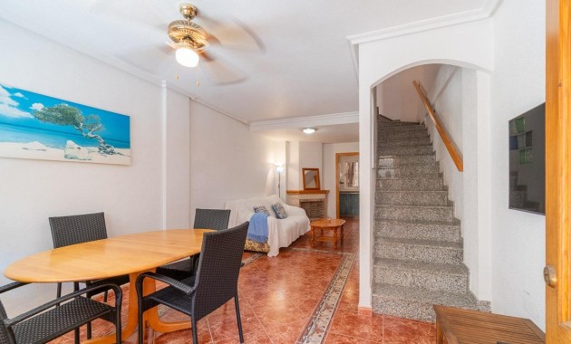 Herverkoop - Terraced house -
Orihuela Costa - Playa Flamenca